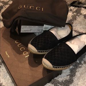 Gucci Suede Black slip on
